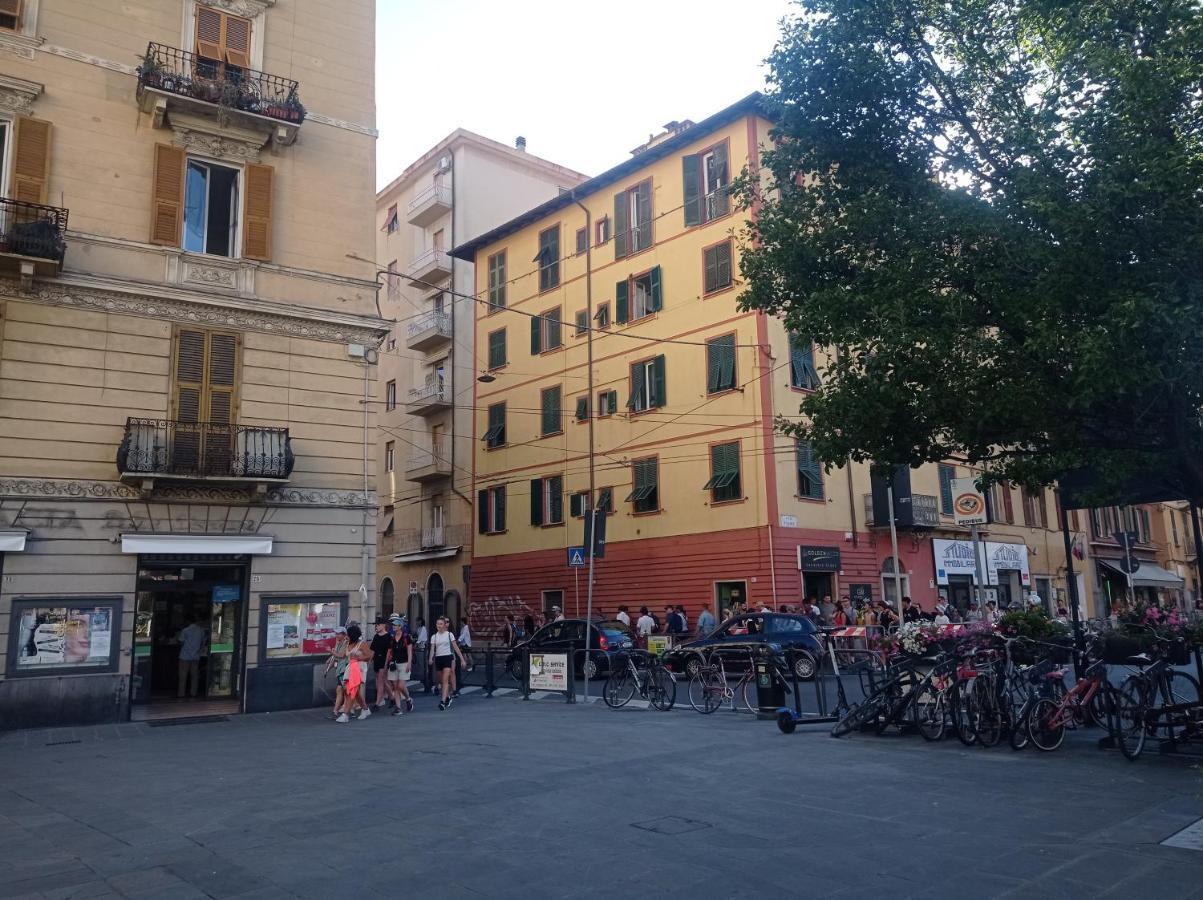 A La Gare Lägenhet La Spezia Exteriör bild